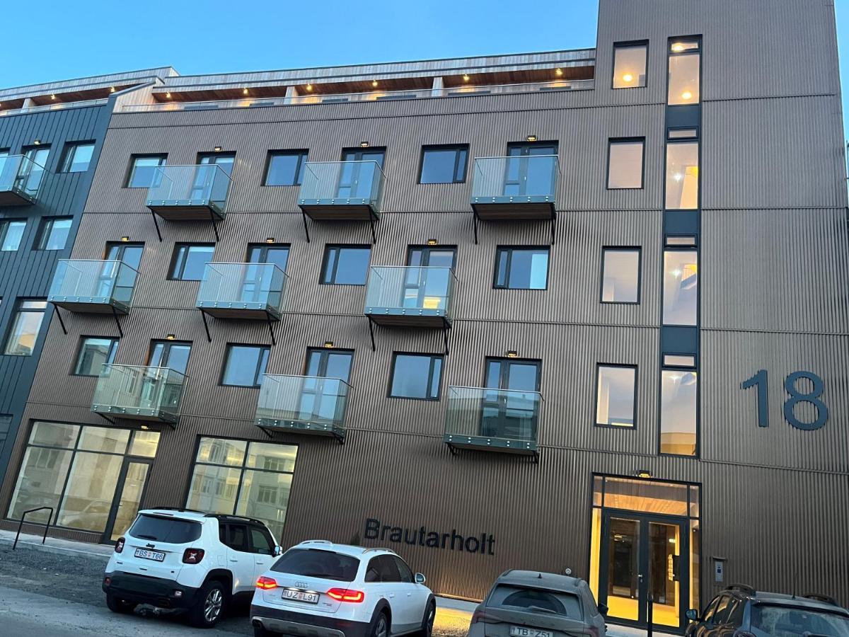 Iceland Sjf Apartments - 503 Рейкявик Екстериор снимка